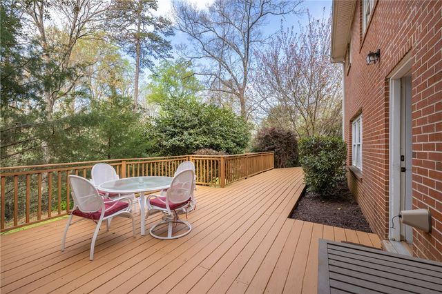 102 Cherokee Road, Clemson, SC 29631