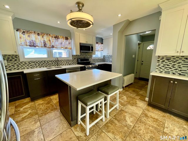 405 Westfield Avenue, Bridgeport, CT 06606