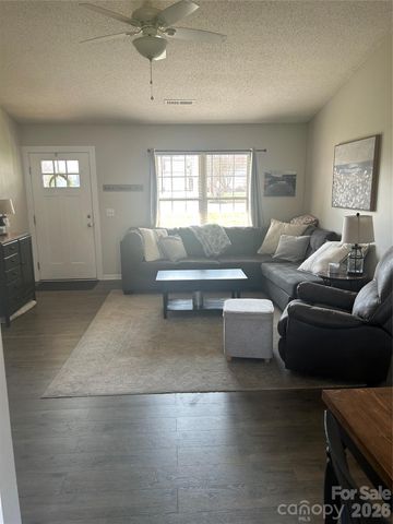 110 Shenandoah Loop, Troutman, NC 28166