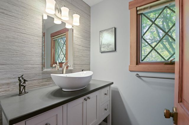 3611 E Pine Needle Ave, Colbert, WA 99005