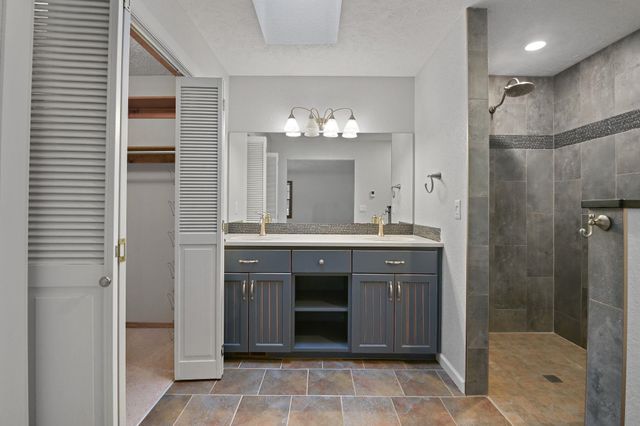 3611 E Pine Needle Ave, Colbert, WA 99005