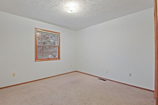 3611 E Pine Needle Ave, Colbert, WA 99005