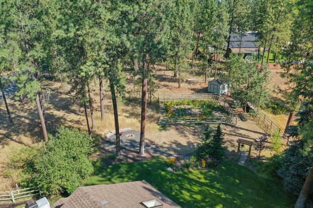 3611 E Pine Needle Ave, Colbert, WA 99005