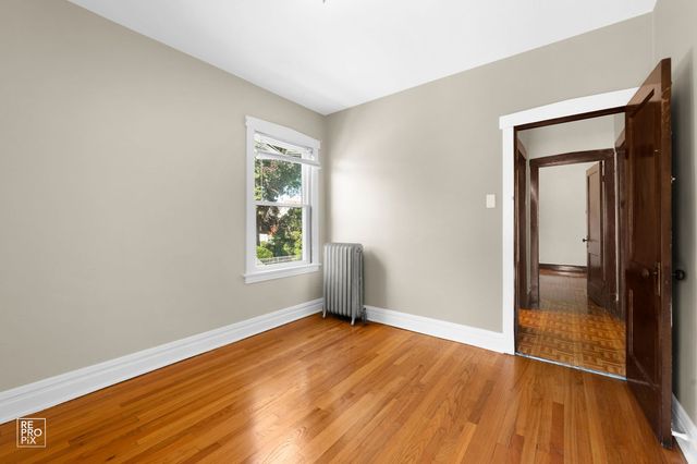 1242 Highland Avenue, Berwyn, IL 60402