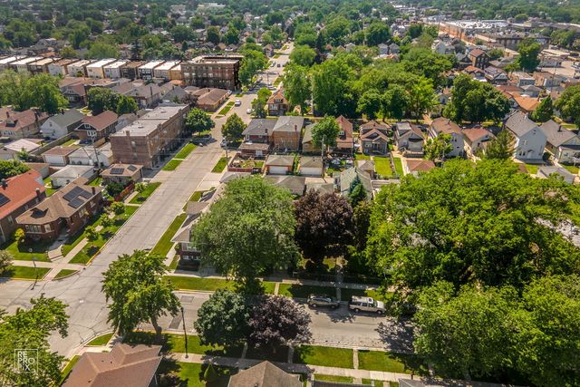 1242 Highland Avenue, Berwyn, IL 60402
