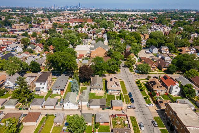 1242 Highland Avenue, Berwyn, IL 60402