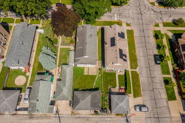 1242 Highland Avenue, Berwyn, IL 60402