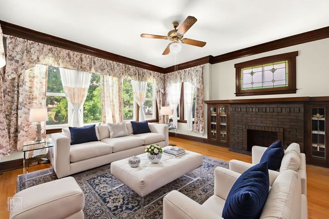 1242 Highland Avenue, Berwyn, IL 60402