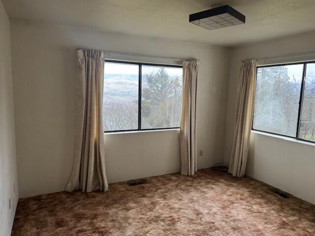 1751 Dragon Fly Lane, Ashland, OR 97520