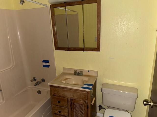 1751 Dragon Fly Lane, Ashland, OR 97520