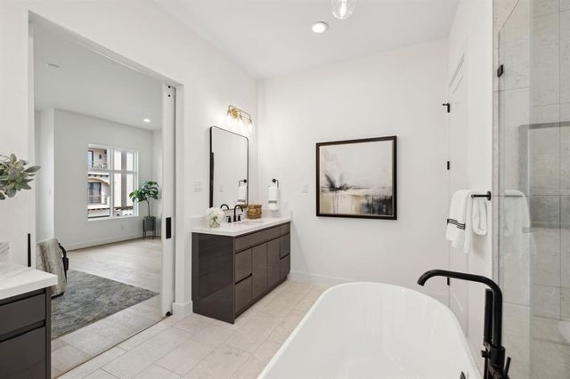 4309 Floyd Street B, Houston, TX 77007