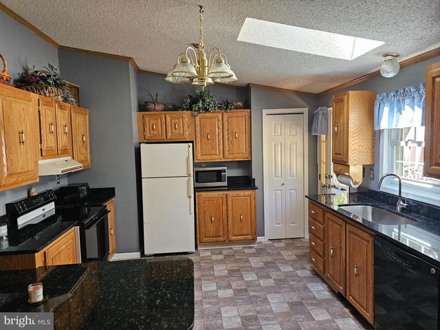 377 KILMER TRL, Albrightsville, PA 18210