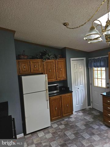 377 KILMER TRL, Albrightsville, PA 18210