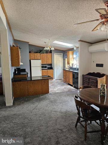 377 KILMER TRL, Albrightsville, PA 18210