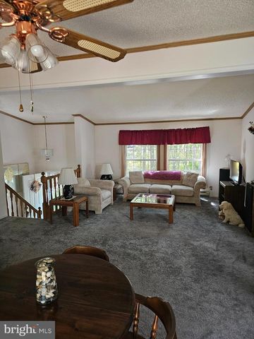 377 KILMER TRL, Albrightsville, PA 18210