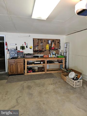 377 KILMER TRL, Albrightsville, PA 18210