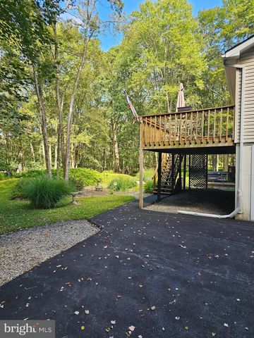 377 KILMER TRL, Albrightsville, PA 18210