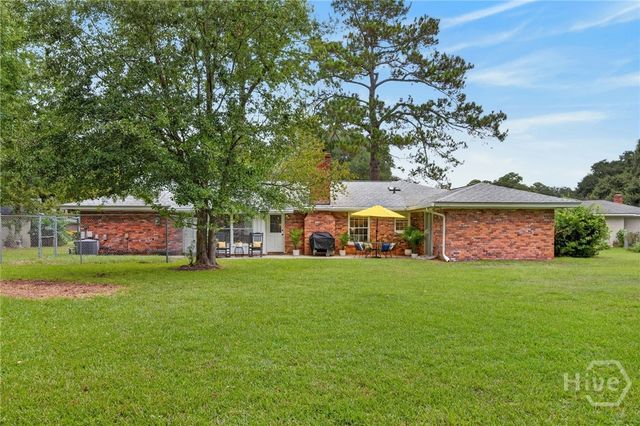 22 S Millward Road, Savannah, GA 31410