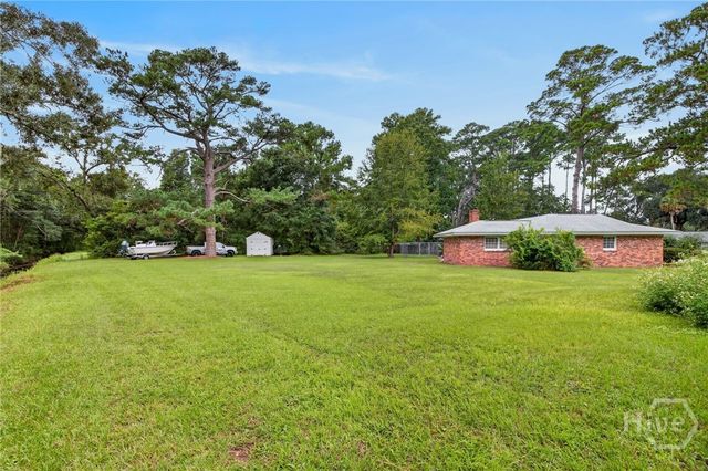 22 S Millward Road, Savannah, GA 31410