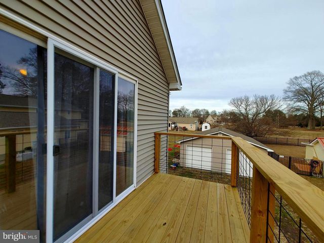 125 KINGS ORCHARD LN, Montross, VA 22520