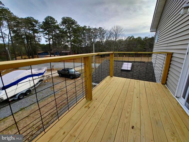 125 KINGS ORCHARD LN, Montross, VA 22520