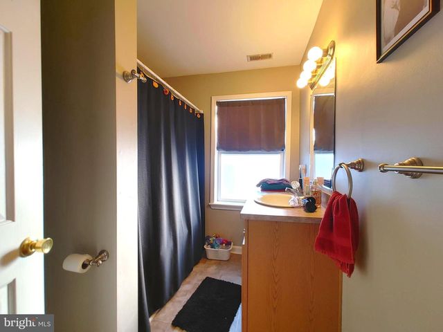 125 KINGS ORCHARD LN, Montross, VA 22520