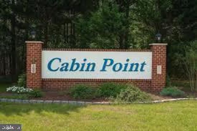 125 KINGS ORCHARD LN, Montross, VA 22520