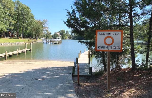 125 KINGS ORCHARD LN, Montross, VA 22520