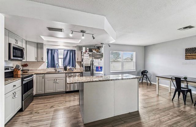 7112 VISTA WAY, Port Richey, FL 34668