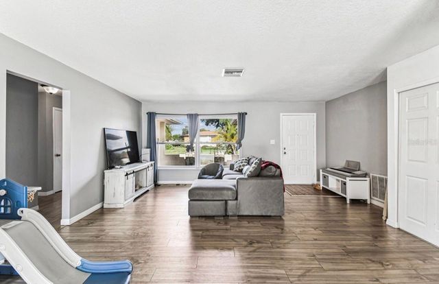 7112 VISTA WAY, Port Richey, FL 34668