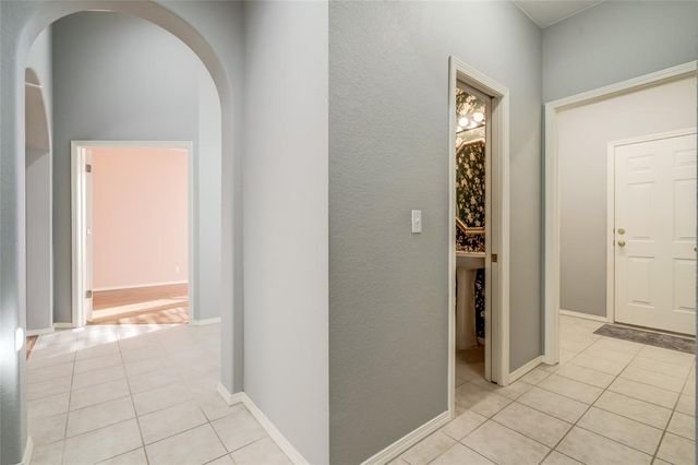 16016 Silverado Drive, Edmond, OK 73013