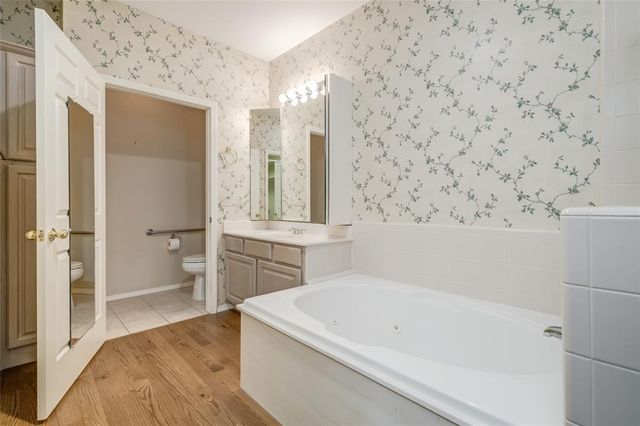 16016 Silverado Drive, Edmond, OK 73013