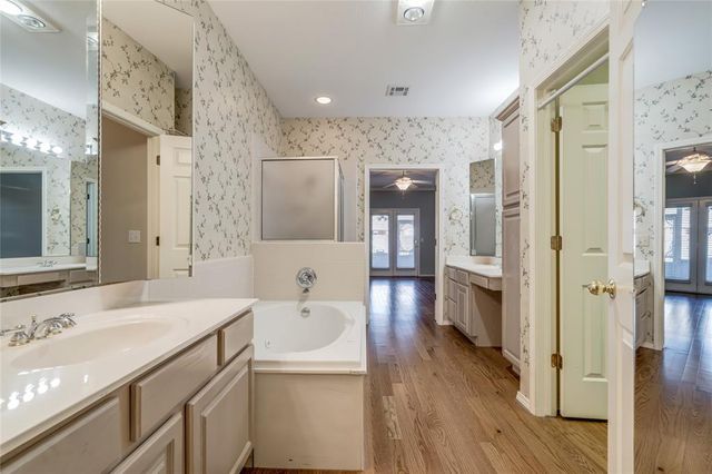 16016 Silverado Drive, Edmond, OK 73013