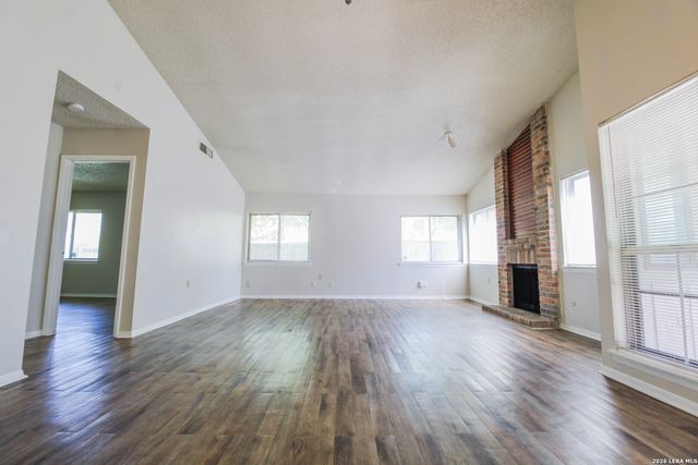 8038 Lazy Trail, San Antonio, TX 78250