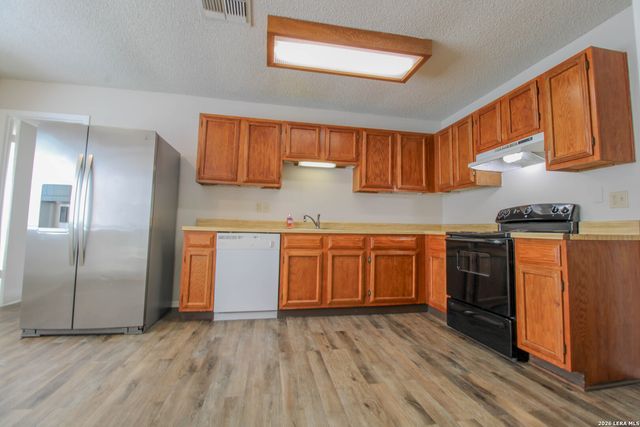 8038 Lazy Trail, San Antonio, TX 78250