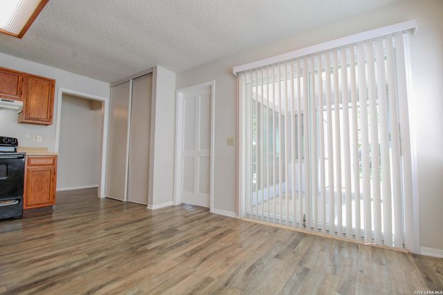 8038 Lazy Trail, San Antonio, TX 78250