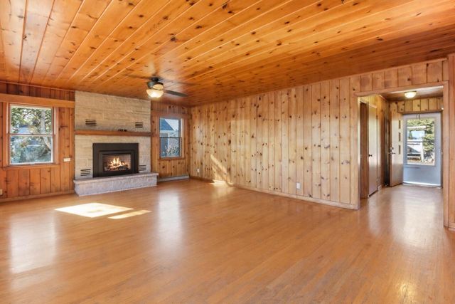 W2115 Beulah Heights ROAD, East Troy, WI 53120