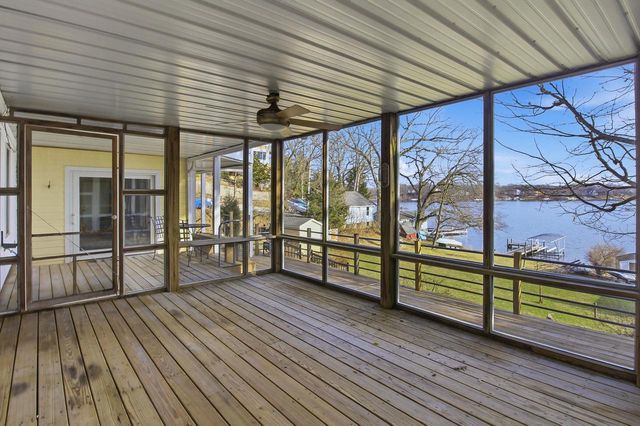 W2115 Beulah Heights ROAD, East Troy, WI 53120