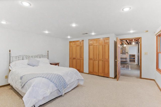 W2115 Beulah Heights ROAD, East Troy, WI 53120