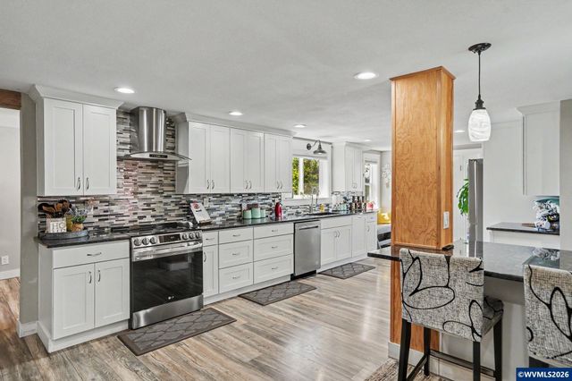 8131 Pudding Creek Dr SE, Salem, OR 97317