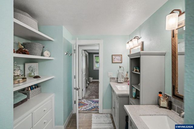 8131 Pudding Creek Dr SE, Salem, OR 97317