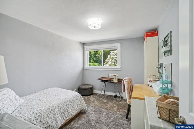 8131 Pudding Creek Dr SE, Salem, OR 97317