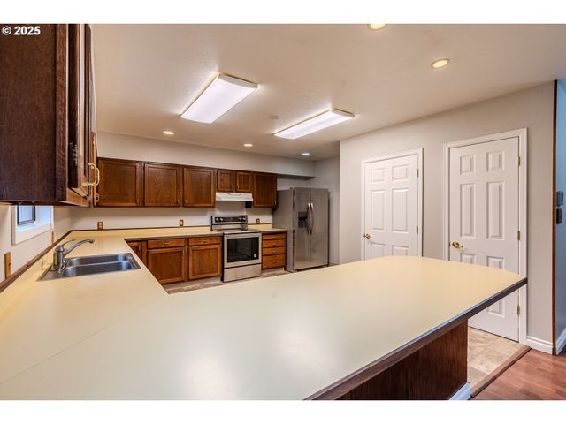 35709 Se LUSTED Rd, Boring, OR 97009