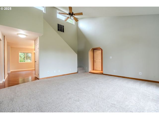 35709 Se LUSTED Rd, Boring, OR 97009