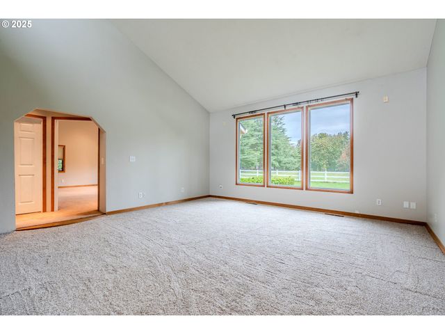 35709 Se LUSTED Rd, Boring, OR 97009