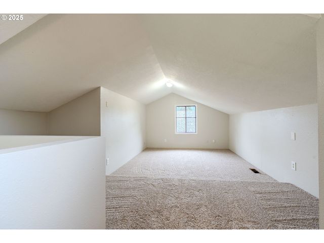 35709 Se LUSTED Rd, Boring, OR 97009