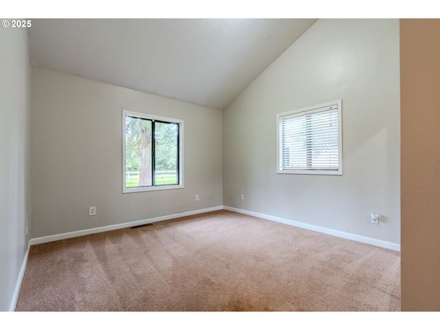 35709 Se LUSTED Rd, Boring, OR 97009