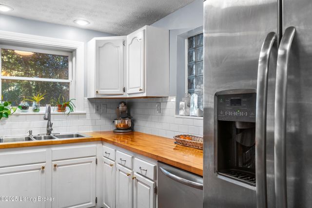 4103 Southern Pkwy, Louisville, KY 40214