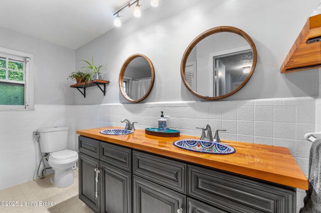 4103 Southern Pkwy, Louisville, KY 40214