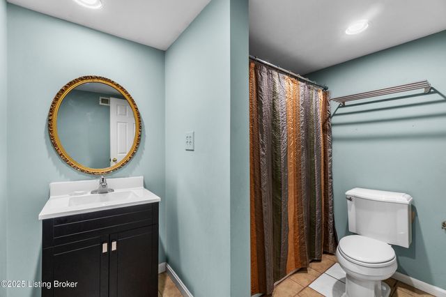 4103 Southern Pkwy, Louisville, KY 40214